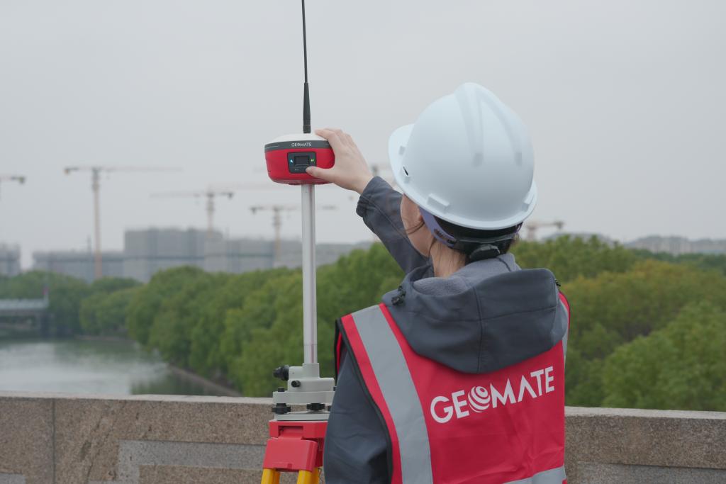 Địa chỉ mua máy định vị rtk Geomate Gbase chính hãng, giá tốt